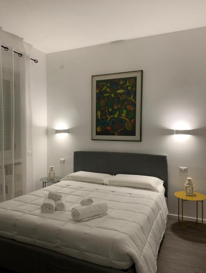 קליארי Dante 134 Rooms מראה חיצוני תמונה